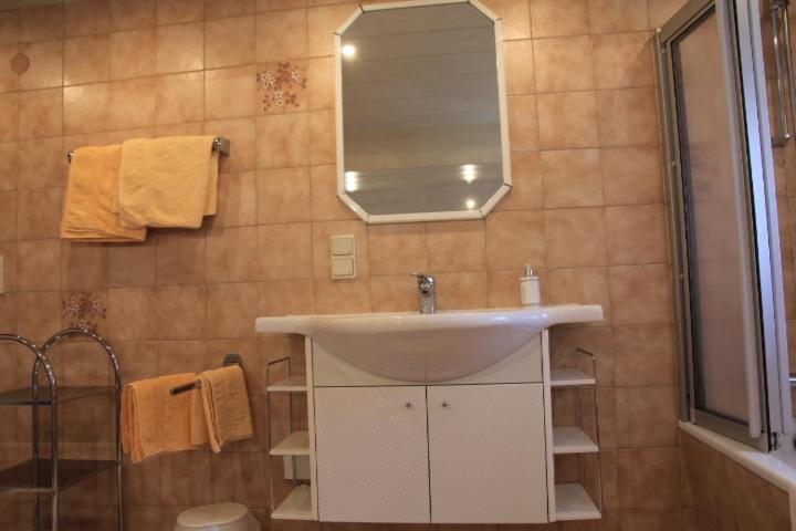 Haus Tschofen Apartment Schruns Bagian luar foto
